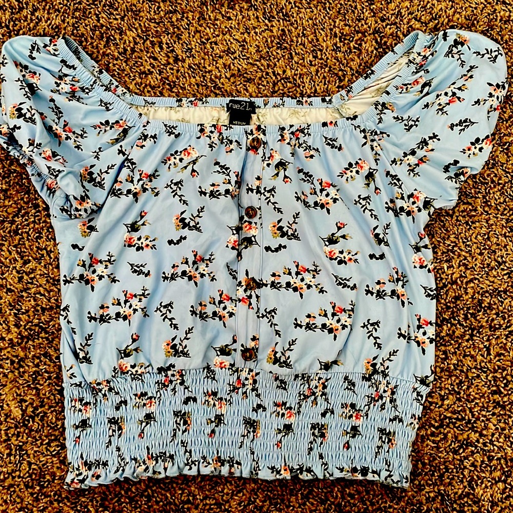 Rue 21 top